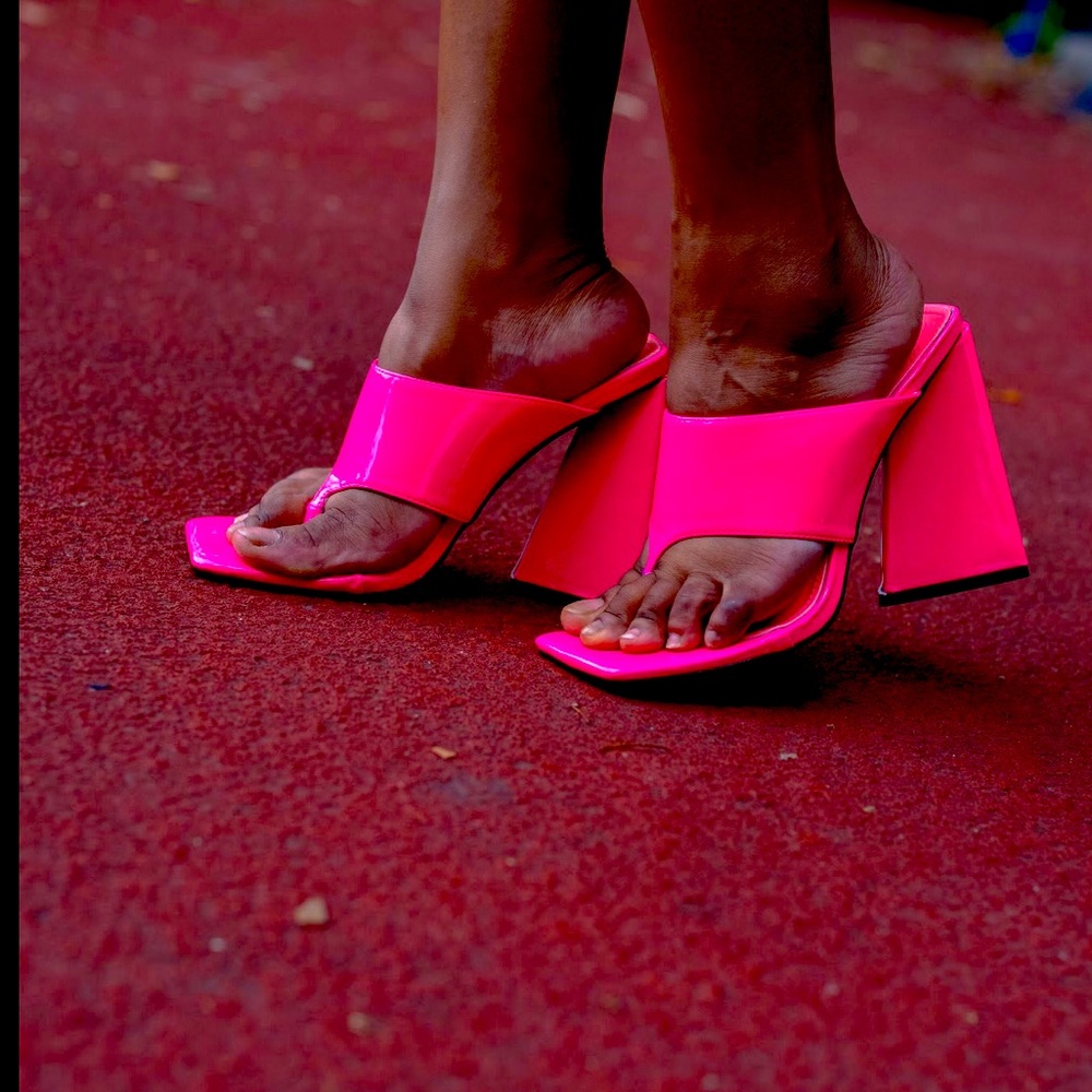 “Augustine” Style Heel